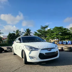 Hyundai Veloster Veloster (Standard) 2013 White
