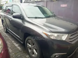 Toyota Highlander 2013 Silver