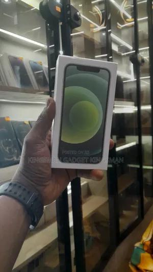 New Apple iPhone 12 128 GB Green