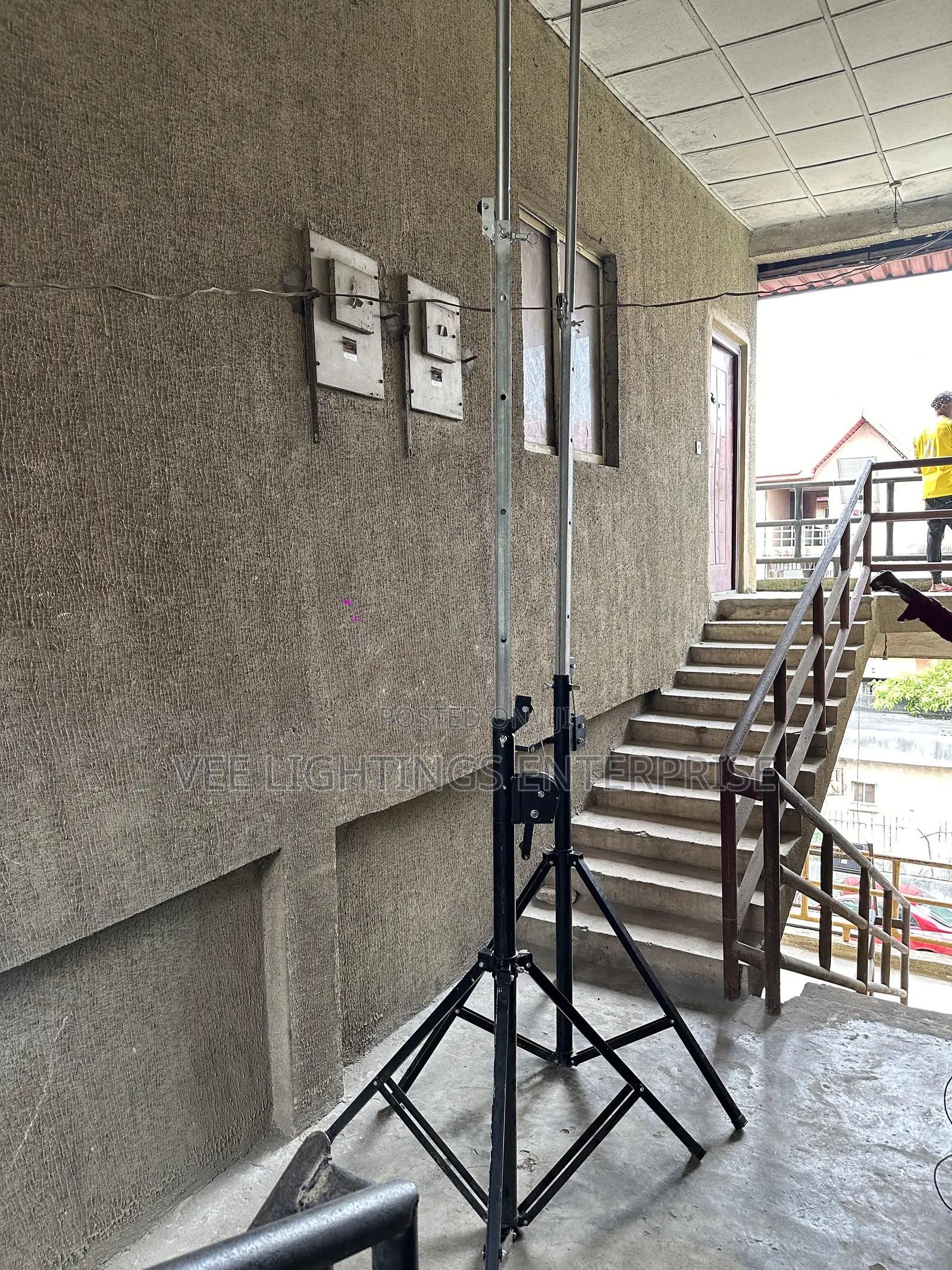 8in1 T Stand
