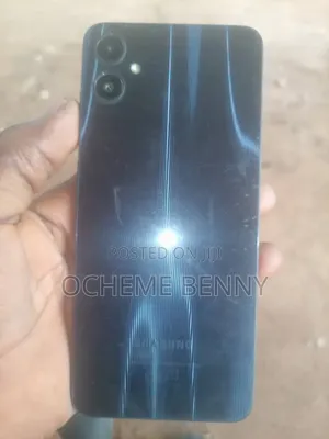 Samsung Galaxy A05 64 GB Black
