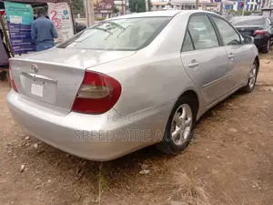 Toyota Camry 2005 Silver
