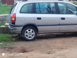 Opel Zafira 2005 Silver