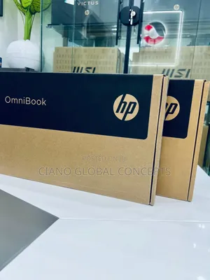 New Laptop HP OmniBook 5 Flip 16GB Intel Core 7 SSD 512GB