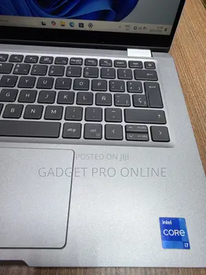 Laptop Dell Latitude 5320 32GB Intel Core i3 SSD 512GB