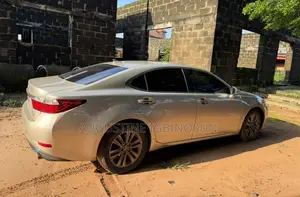 Lexus ES 2013 Gold