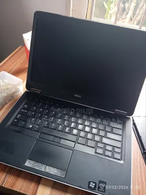 Laptop Dell Latitude 7400 8GB Intel Core i5 SSD 500GB
