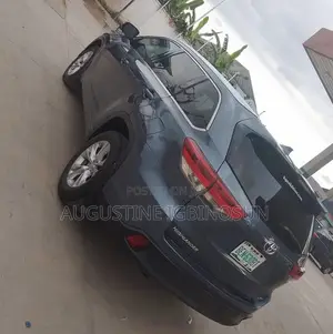 Toyota Highlander 2015 Blue