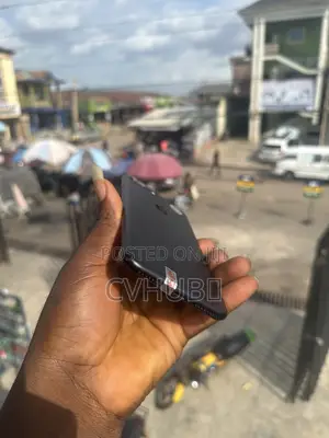 New Apple iPhone 7 Plus 32 GB Black