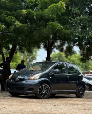 Toyota Aygo 2010 Gray