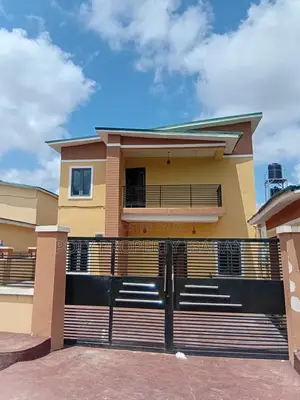 Furnished 3bdrm Apartment in Opp Club, Eleyele for rent