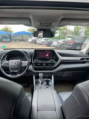 Toyota Highlander XLE AWD 2020 Gray