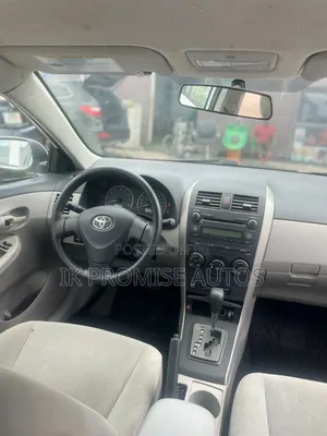 Toyota Corolla 2011 White