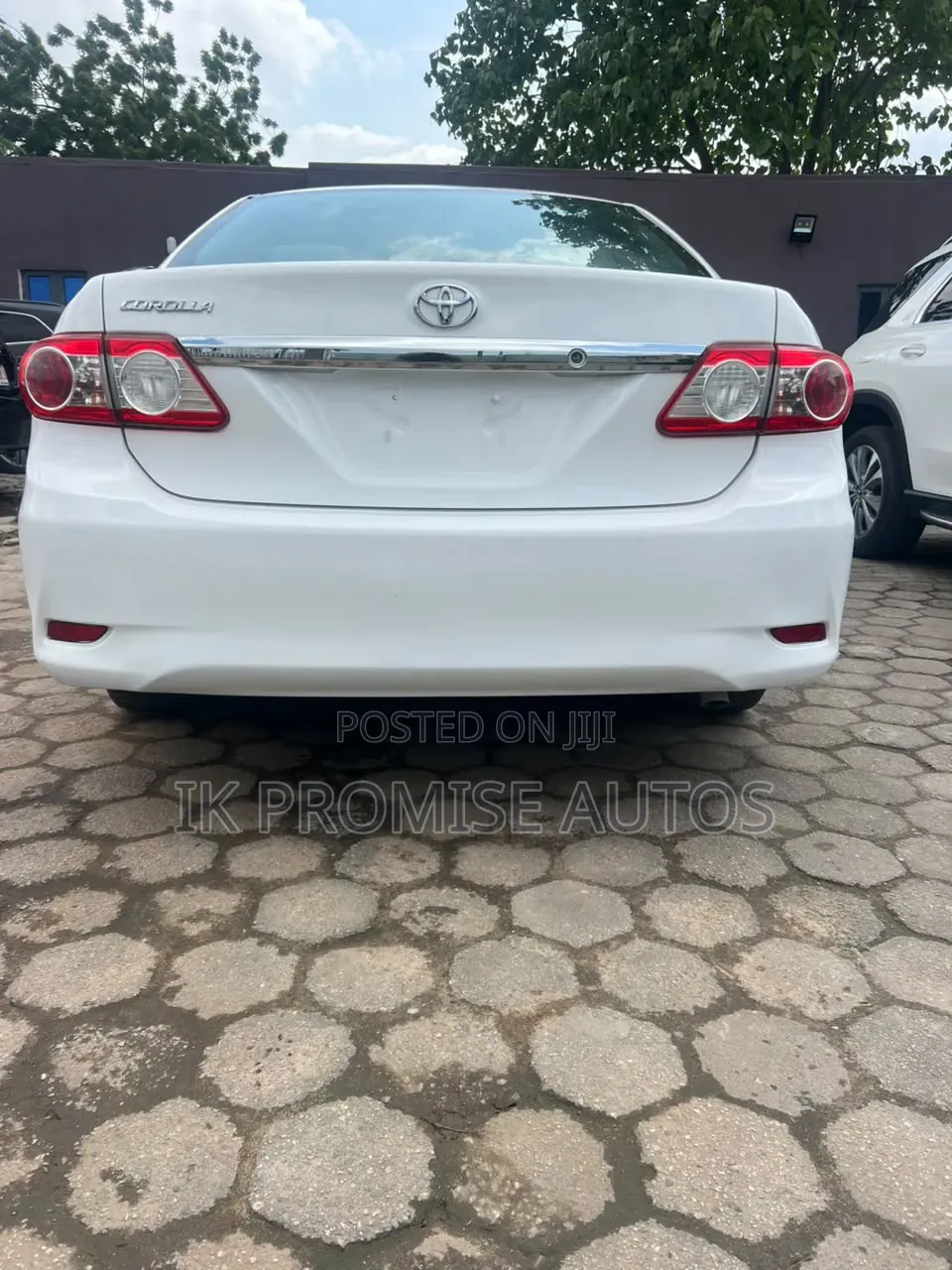 Toyota Corolla 2011 White
