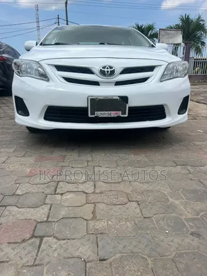 Toyota Corolla 2011 White