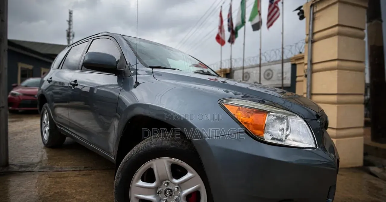 Toyota RAV4 2008 Blue
