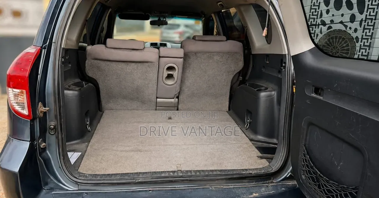 Toyota RAV4 2008 Blue