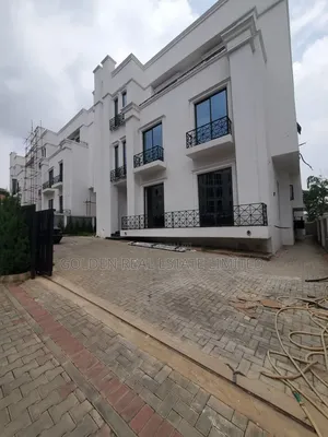 7bdrm Duplex in Asokoro for rent