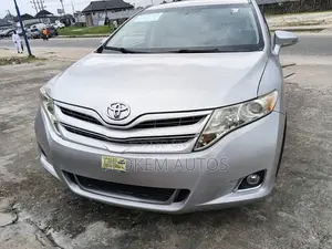 Toyota Venza XLE 2015 Silver