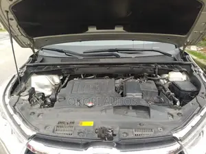Toyota Highlander 2016 Gold