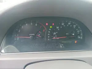 Toyota Camry 2005 Gold