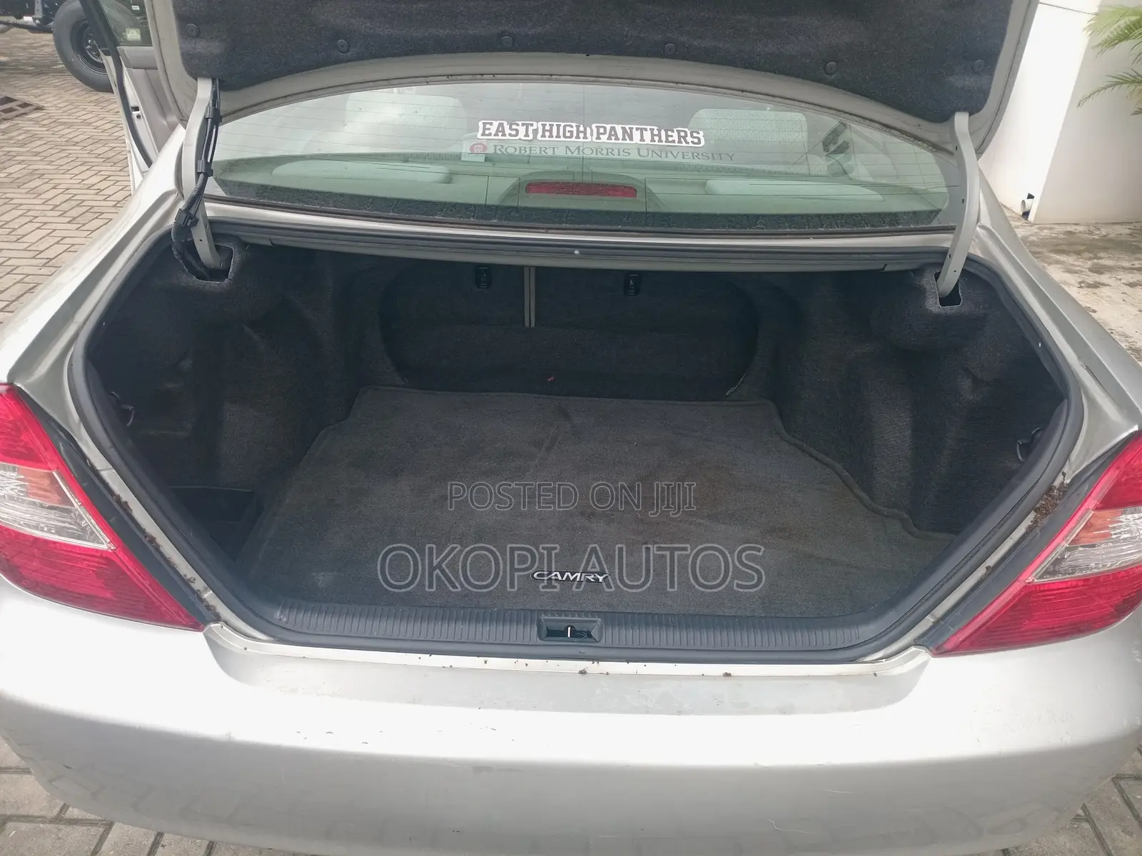 Toyota Camry 2005 Gold
