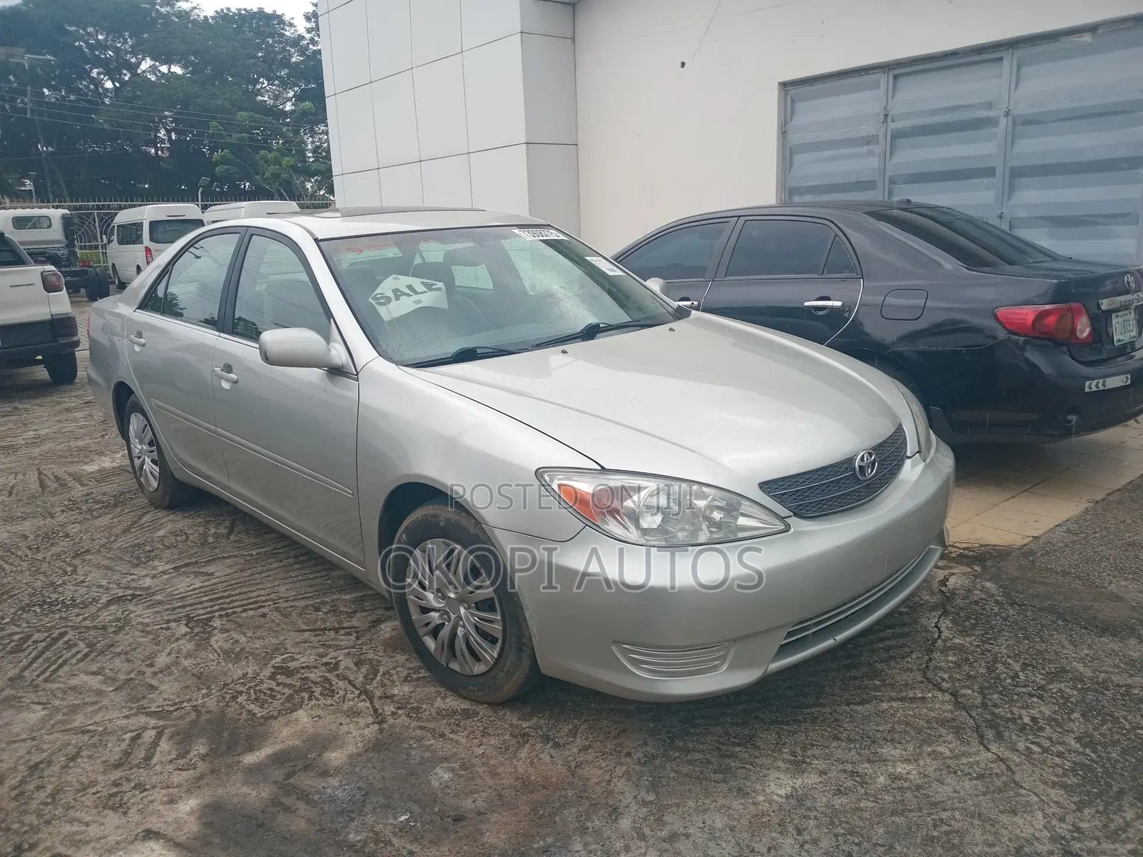 Toyota Camry 2005 Gold