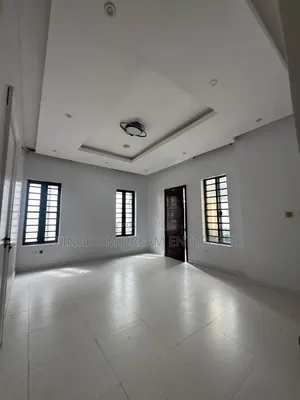 4bdrm Duplex in Omole Phase 1 for rent