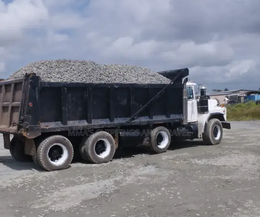 Mma's Chippings and Gravel