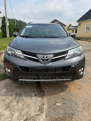Toyota RAV4 Limited 4dr SUV (2.5L 4cyl 6A) 2015 Gray