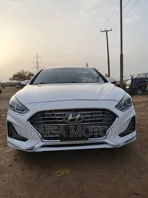 Hyundai Sonata SE 2019 White