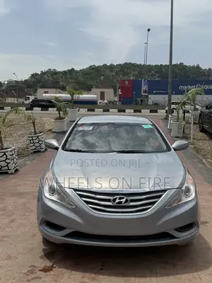 Hyundai Sonata GLS Sedan FWD (2.4L 4cyl 6M) 2011 Blue