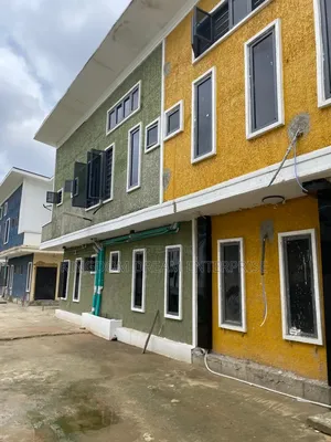 4bdrm Duplex in Opebi Ikeja for sale