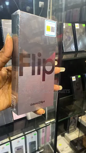 New Samsung Galaxy Z Flip4 256 GB Black
