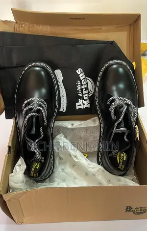 Original Dr Martens Shoe