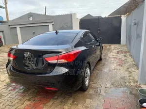 Hyundai Elantra 2013 Black