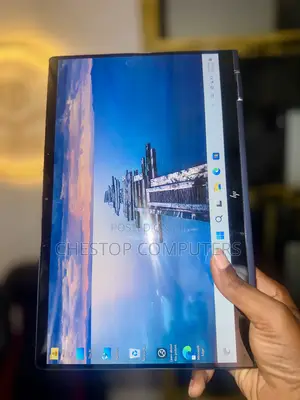 Laptop HP Dragonfly G2 16GB Intel Core i7 SSD 512GB