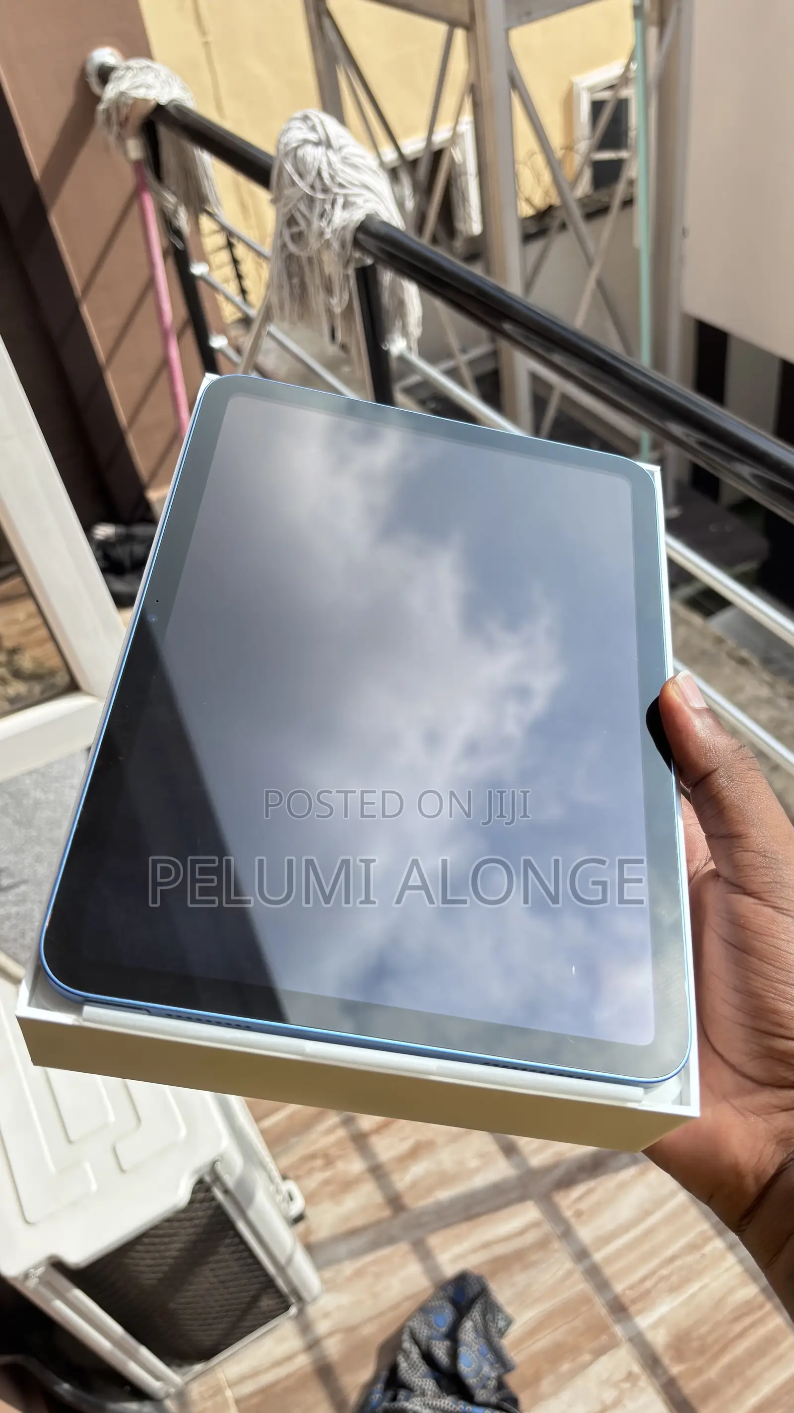 Apple iPad (2025) 128 GB Blue