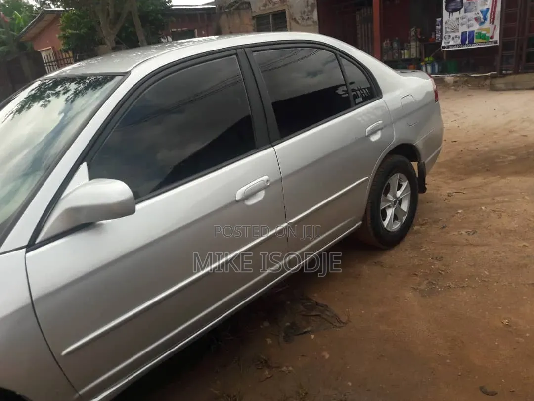 Honda Civic 2005 Silver
