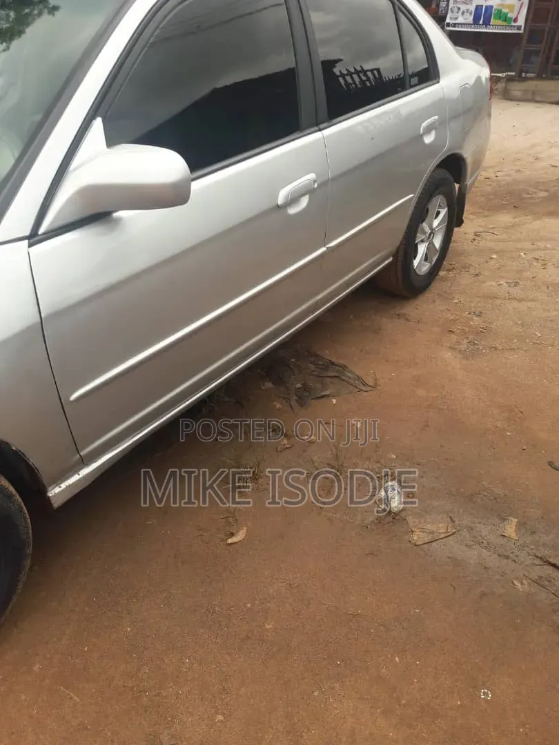 Honda Civic 2005 Silver