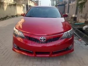 Toyota Camry 2012 Red