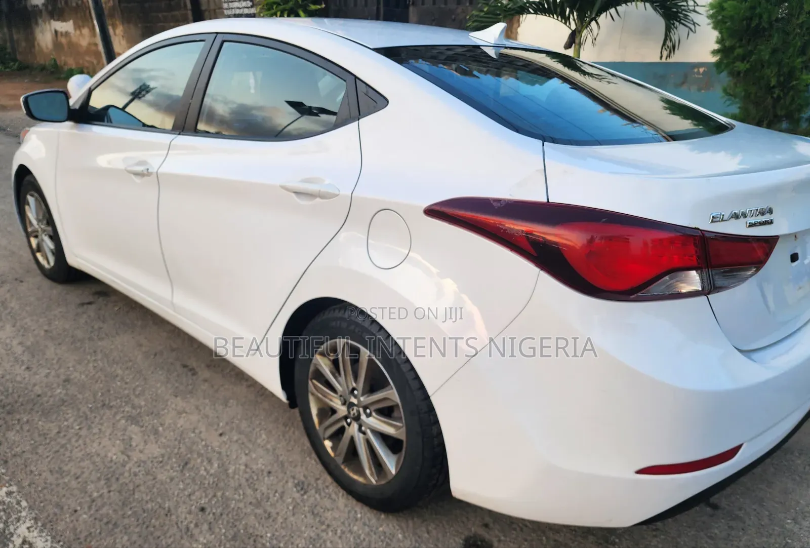 Hyundai Elantra 2014 White