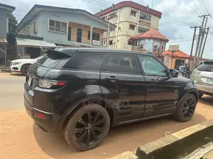 Land Rover Range Rover Evoque Pure Plus AWD 2013 Black