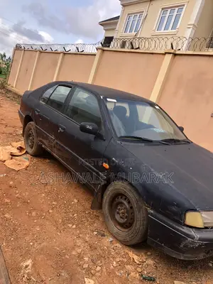 Nissan Altima 1998 Blue