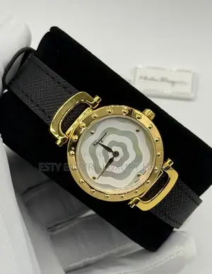 Ferragamo Quality Luxury Female Genuine Leather Wristwatch
