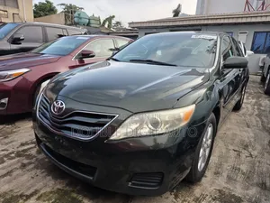 Toyota Camry 2010 Green