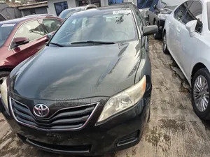 Toyota Camry 2010 Green