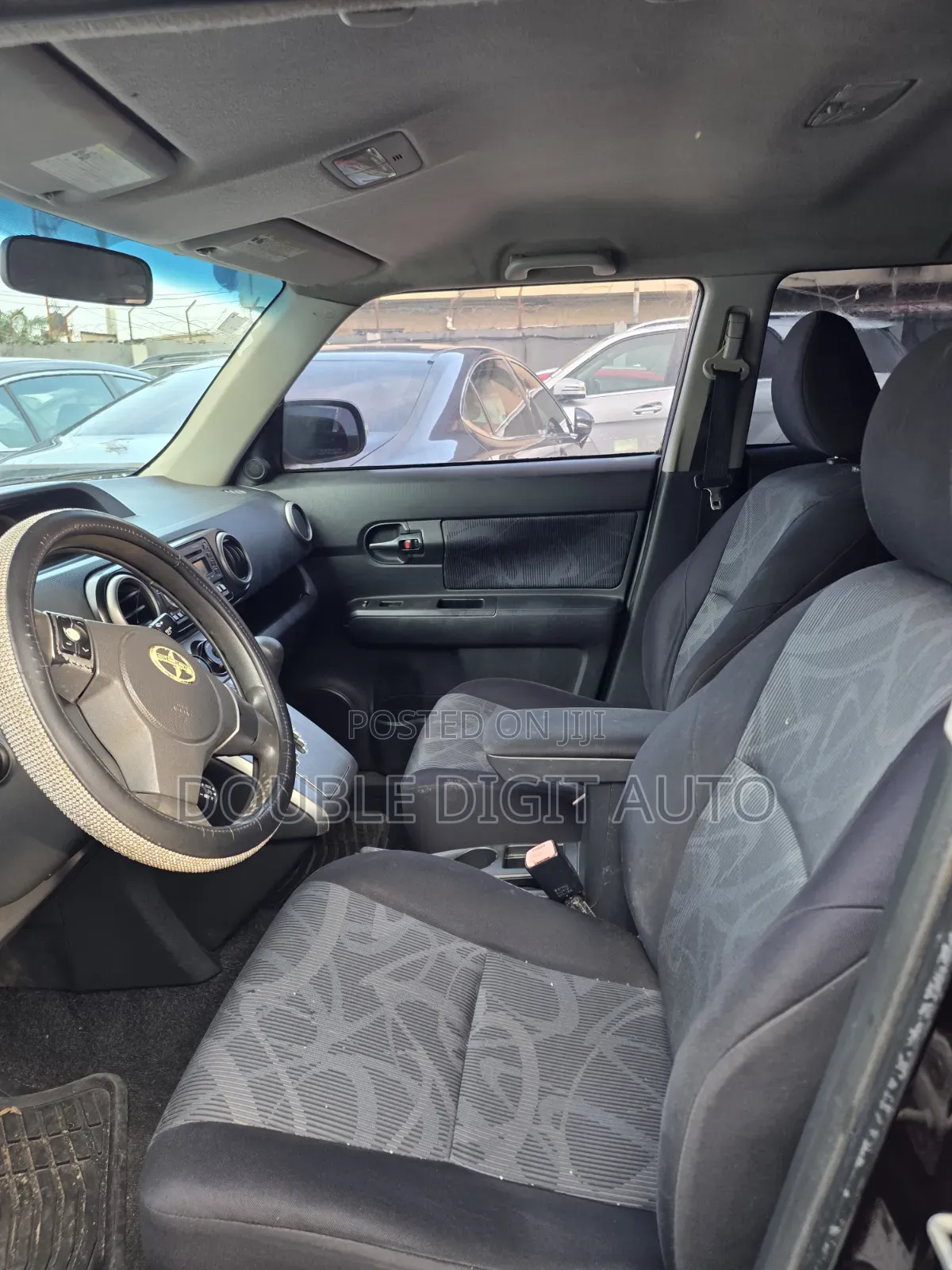 Scion xB 2011