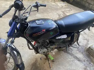 Bajaj Boxer 2020 Brown