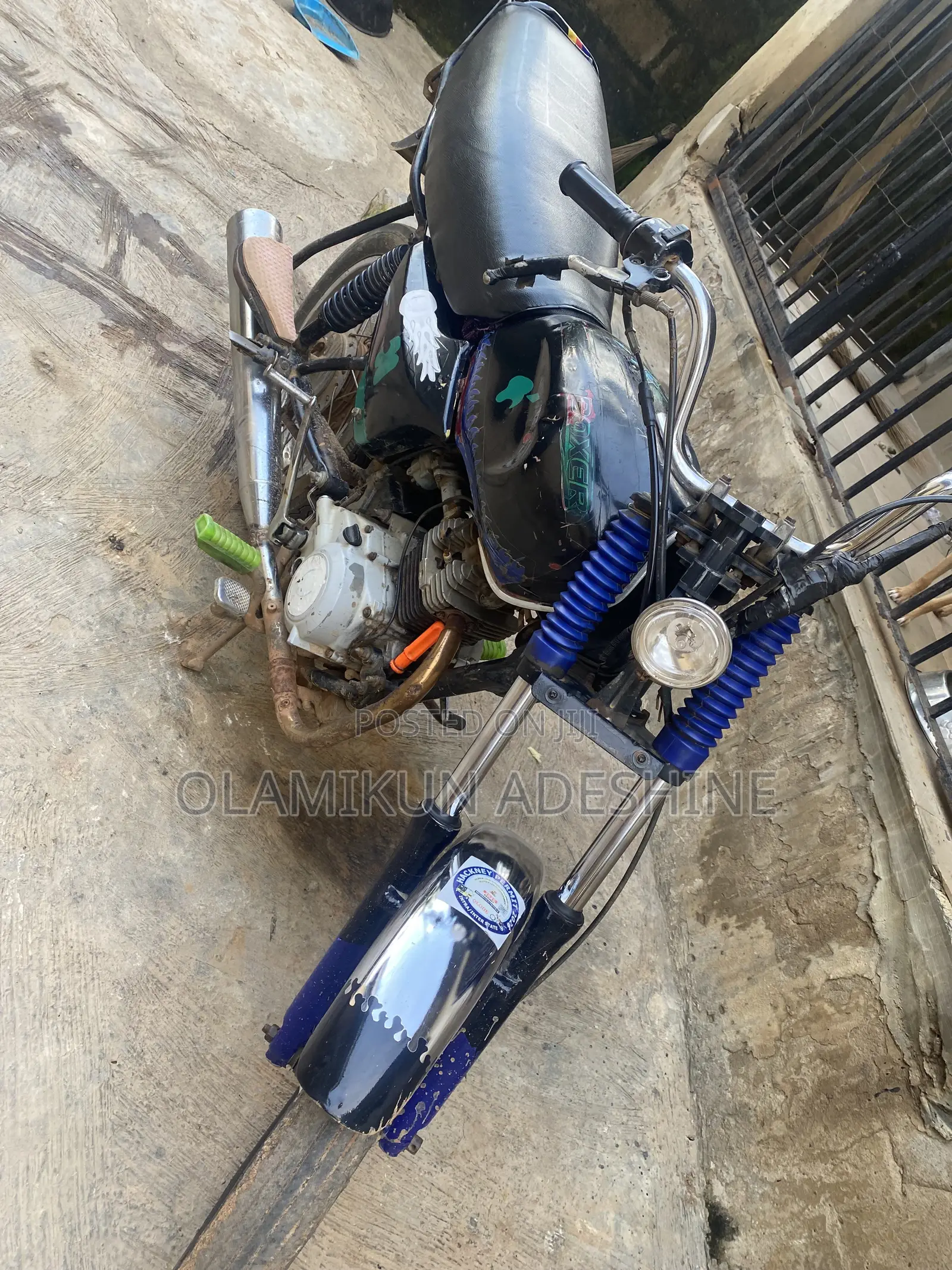 Bajaj Boxer 2020 Brown